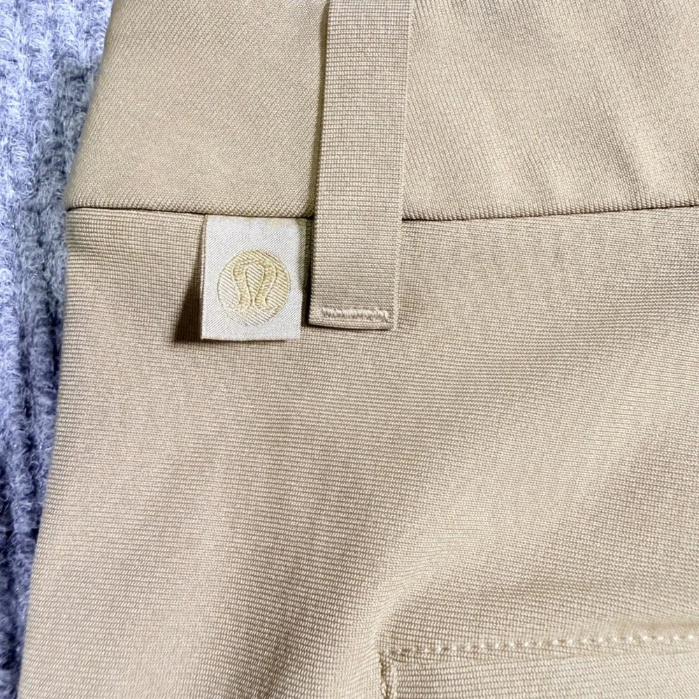 Lululemon Commission Pant Classic 38 Tan Khaki Warpstreme Chino Trousers 38x28